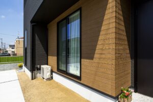 Фасадные отделочные панели используются для наружного оформления дома